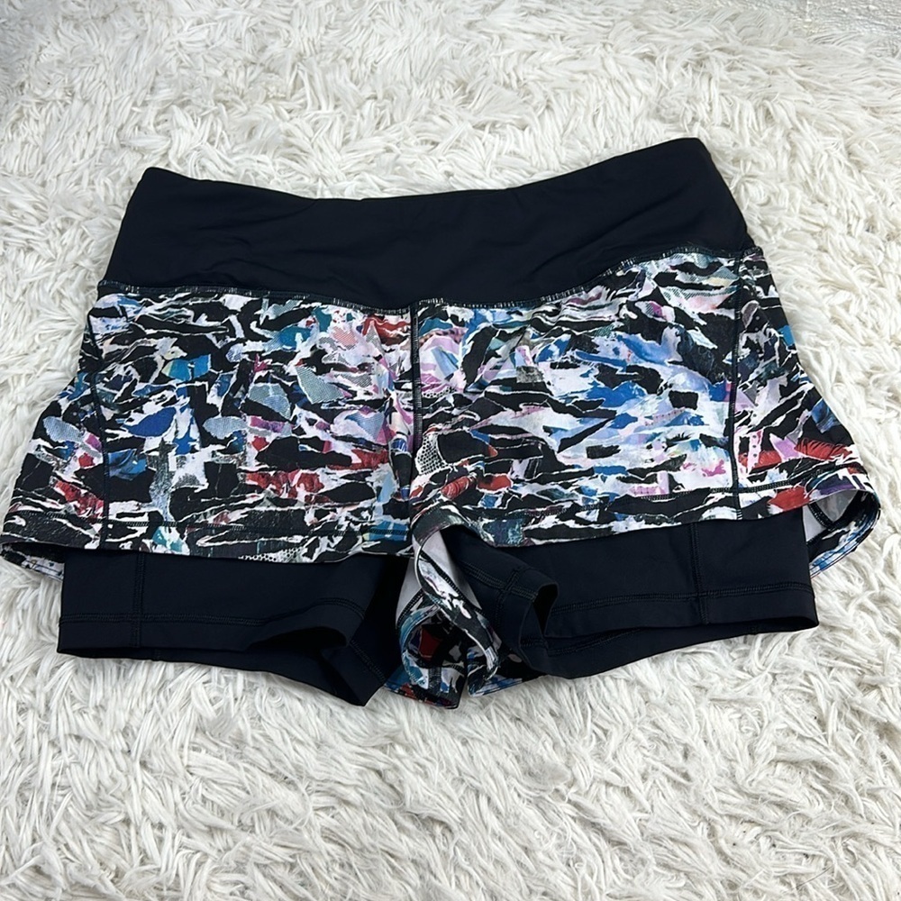 Lululemon Break Free Short (2.5") Culture Clash Multi Black